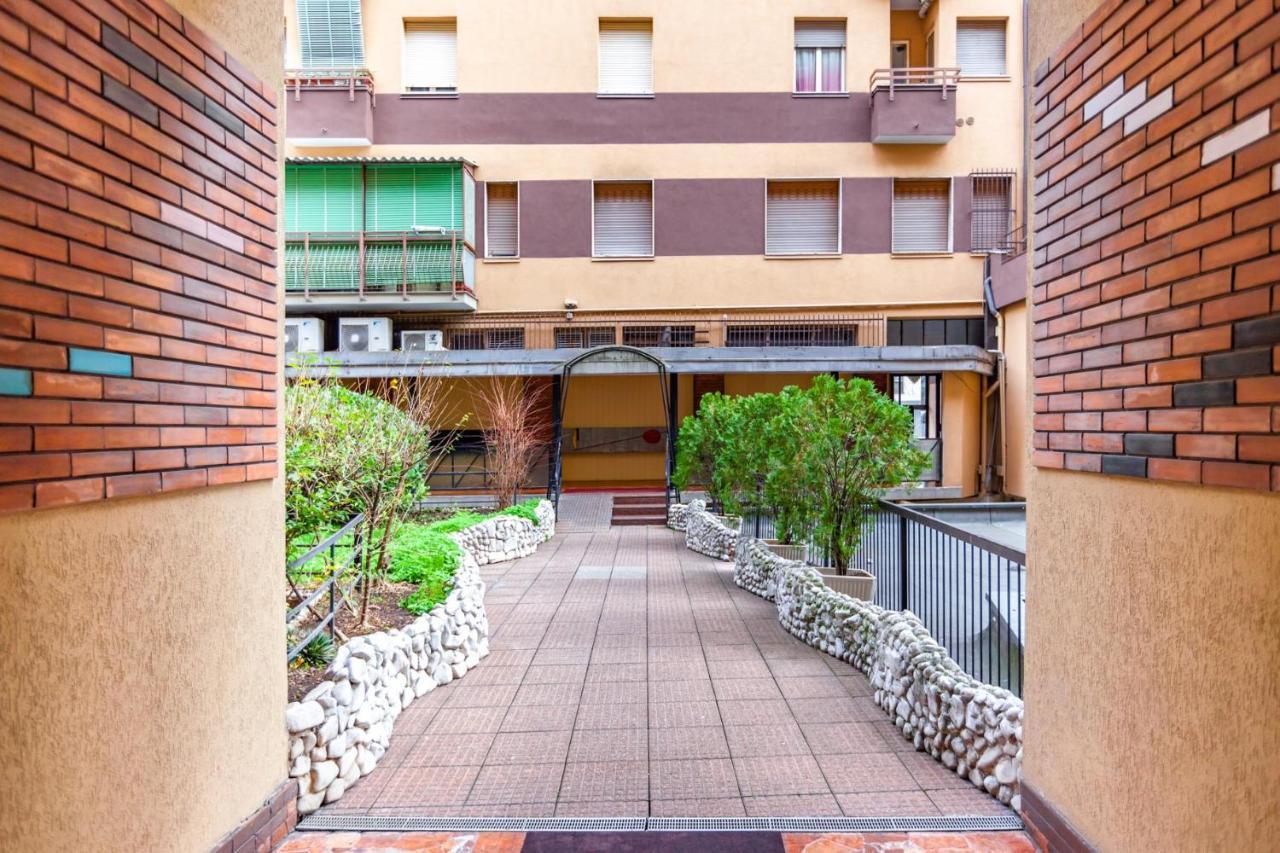 Ripamonti Budget Apartment ミラノ エクステリア 写真